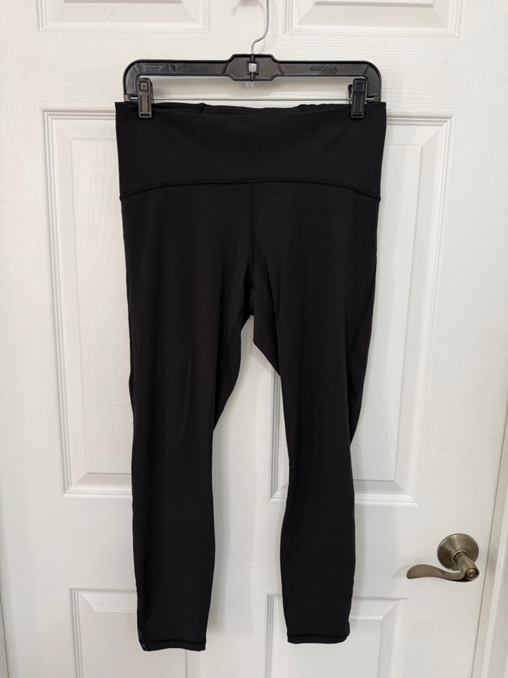 Lululemon women’s in movement black leggings